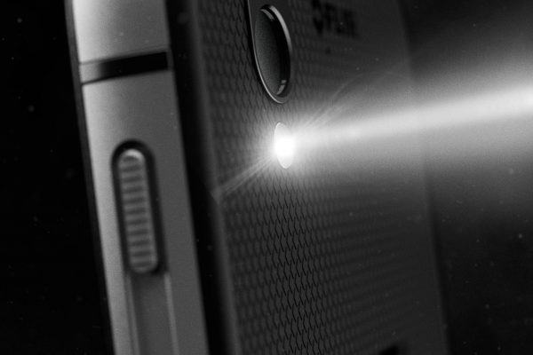CAT-S61_Torch-6