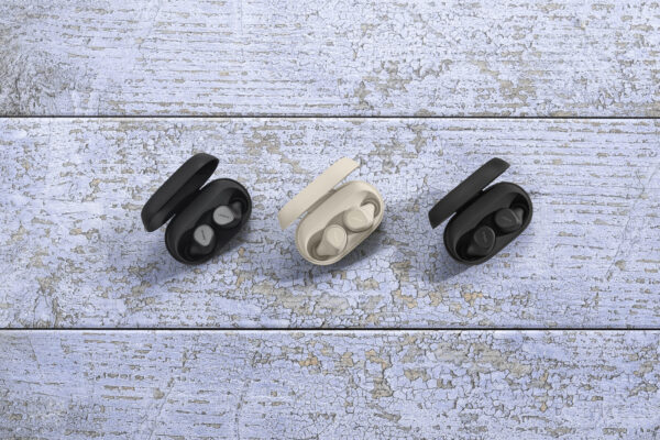 Jabra Elite 7 Pro Family Line up Shot Medium